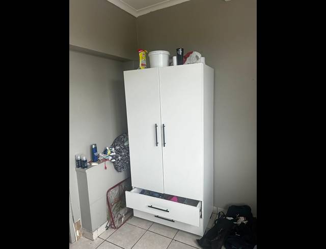 2 BEDROOM FLAT FOR SALE IN SCOTTSVILLE